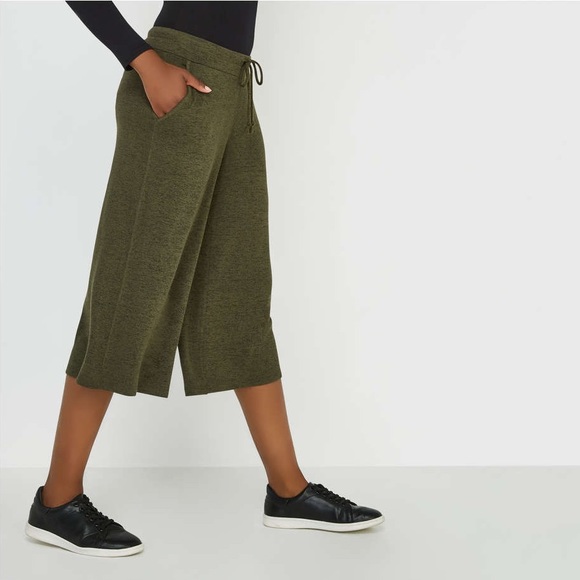 NWT Joe Fresh Womens Hacci Culottes in Khaki Green - Picture 4 of 4